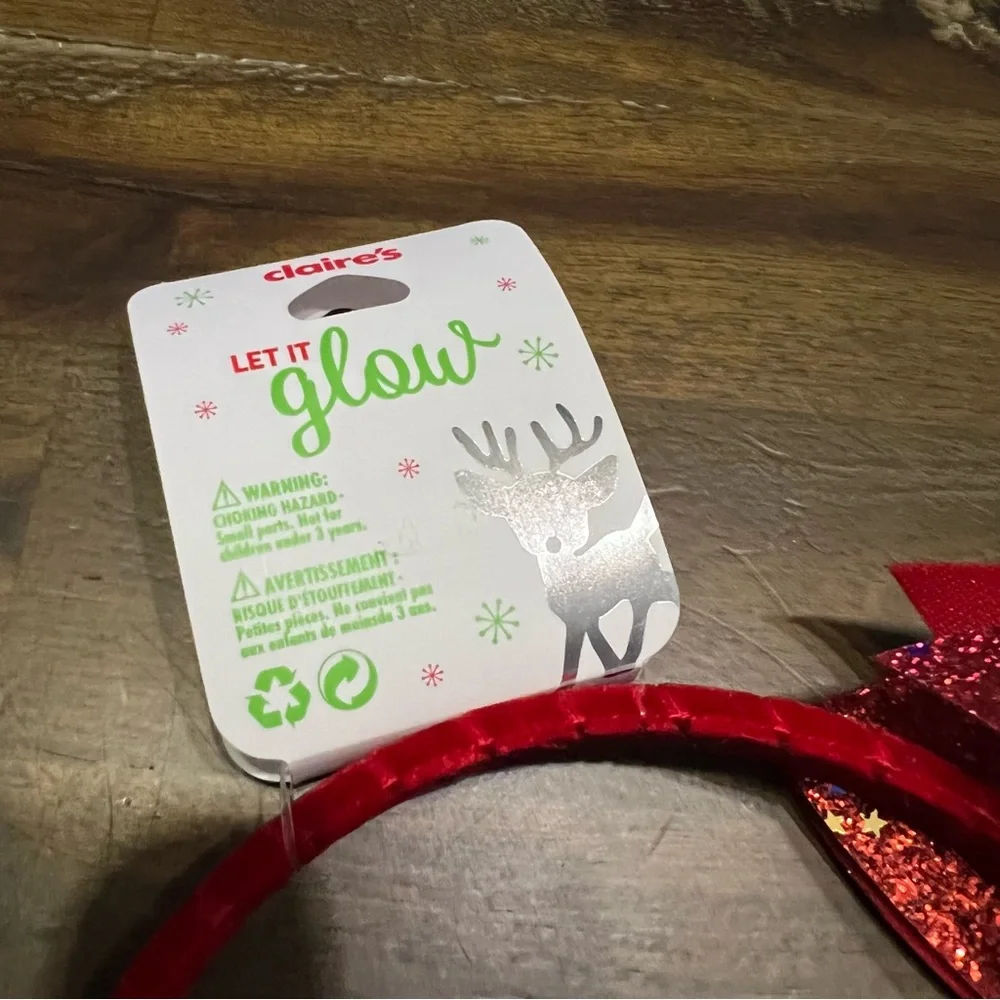 Claires claire’s red